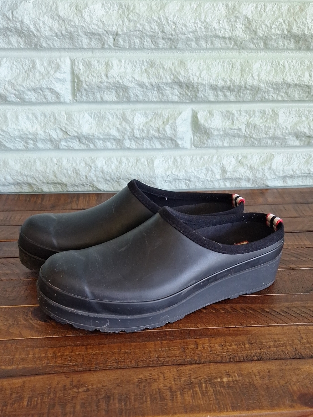 Hunter Black Clog Size 9 Womens